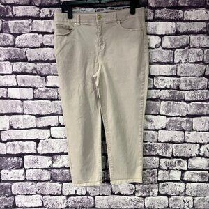 Chico's So Slimming Khaki Crop Pants Size M